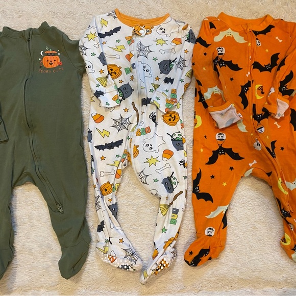 Halloween footed zip sleepers Old Navy The Children’s Place 6-9 - Picture 1 of 1
